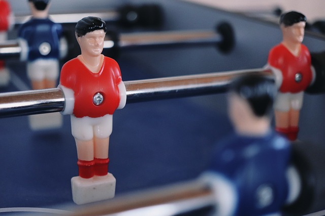 展示了他在 展示了他在