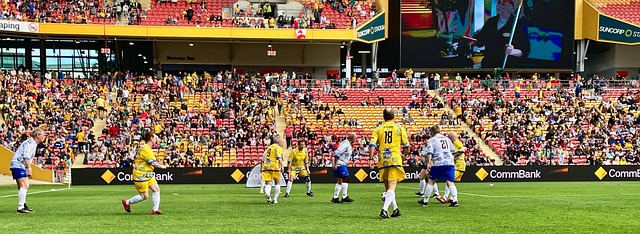 员的中场策 员的中场策